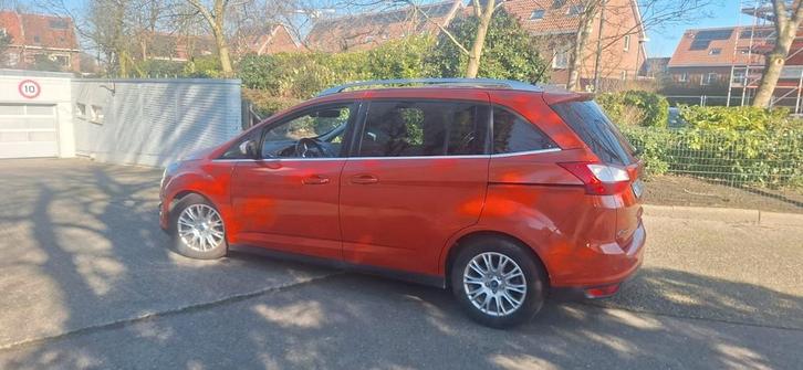 Ford Grand C-Max 2.0 TDCi 7platsen Titanium automaat export, Auto's, Ford, Bedrijf, Te koop, C-Max, Airconditioning, Bluetooth