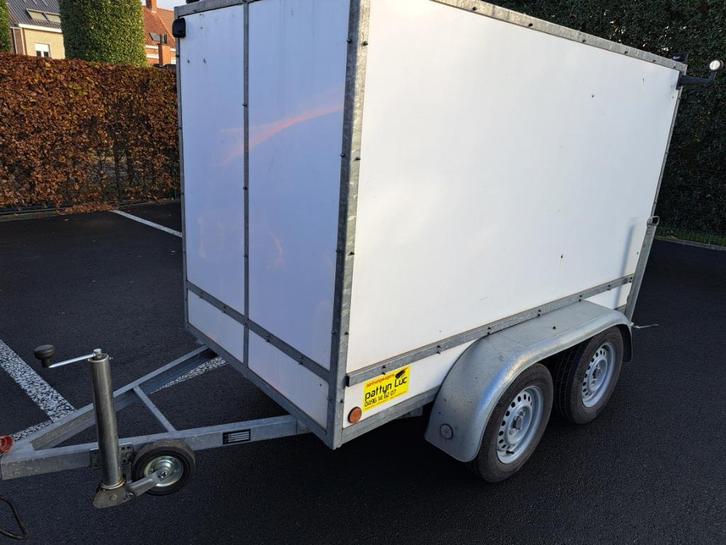 Gesloten aanhangwagen 750 kg, Auto diversen, Aanhangers en Bagagewagens, Zo goed als nieuw, Ophalen of Verzenden
