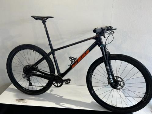 KTM Myroon Large, Fietsen en Brommers, Fietsen | Mountainbikes en ATB, Trek, Ophalen