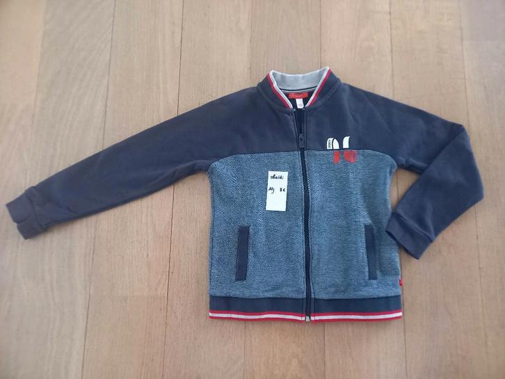 Mooie gilet golf trui met rits 10 jaar M140, Kinderen en Baby's, Kinderkleding | Maat 140, Zo goed als nieuw, Jongen, Trui of Vest