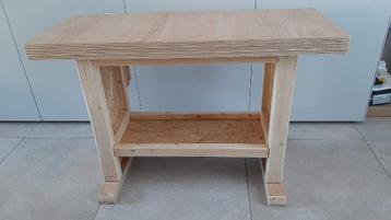 Etabli pour enfants, table de travail robuste