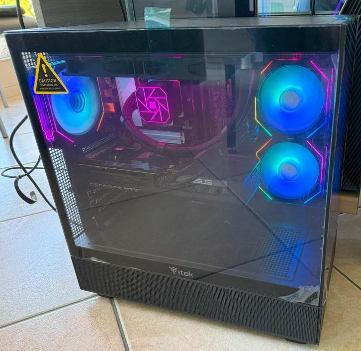 TOPPER: Ryzen7 9800x3d,32GB DDR5,2TB SSD, RX 9070XT, Computers en Software, Desktop Pc's, Nieuw, 4 Ghz of meer, HDD, SSD, 32 GB
