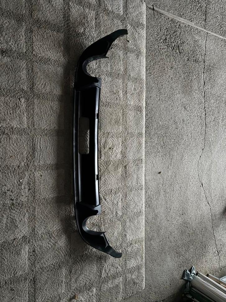 Diffuseur Volkswagen Golf 7 GTI (avec encoche d'attelage), Autos : Pièces & Accessoires, Carrosserie & Tôlerie, Pare-chocs, Volkswagen