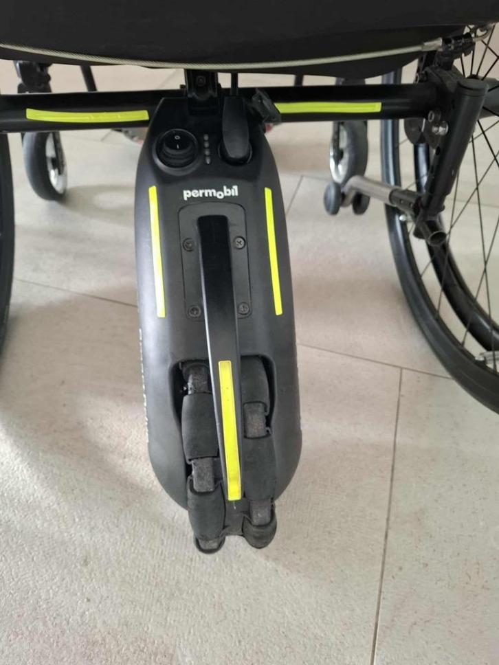 Smartdrive merk permobil, Diversen, Rolstoelen, Zo goed als nieuw, Handbewogen rolstoel, Ophalen