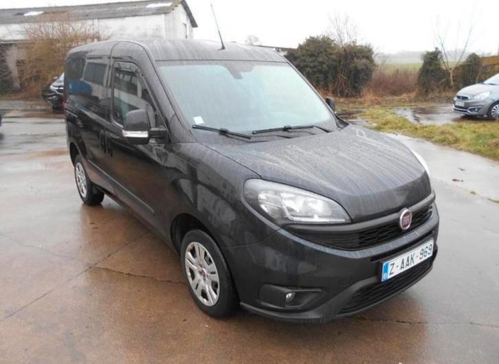 FIAT DOBLO/DIESEL/LICHTE VRACHT/116000KM/NAVI/AIRCO/GARANTIE, Auto's, Fiat, Doblo, ABS, Achteruitrijcamera, Airbags, Airconditioning