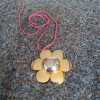 Grote vintage bloemenhanger. Jaren 60.-70., Handtassen en Accessoires, Kettinghangers, Ophalen of Verzenden, Zo goed als nieuw