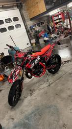 Beta rr 50, Fietsen en Brommers, Ophalen, 49 cc, 5 versnellingen, Klasse B (45 km/u)