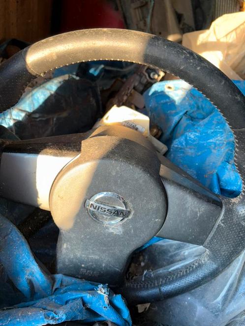 Verkoop van Nissan Navara D40 onderdelen in 2005, Auto-onderdelen, Carrosserie, Nissan, Achter, Ophalen