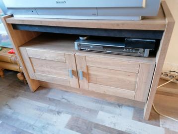 Tv meubel beschikbaar voor biedingen