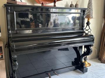 Piano beschikbaar voor biedingen