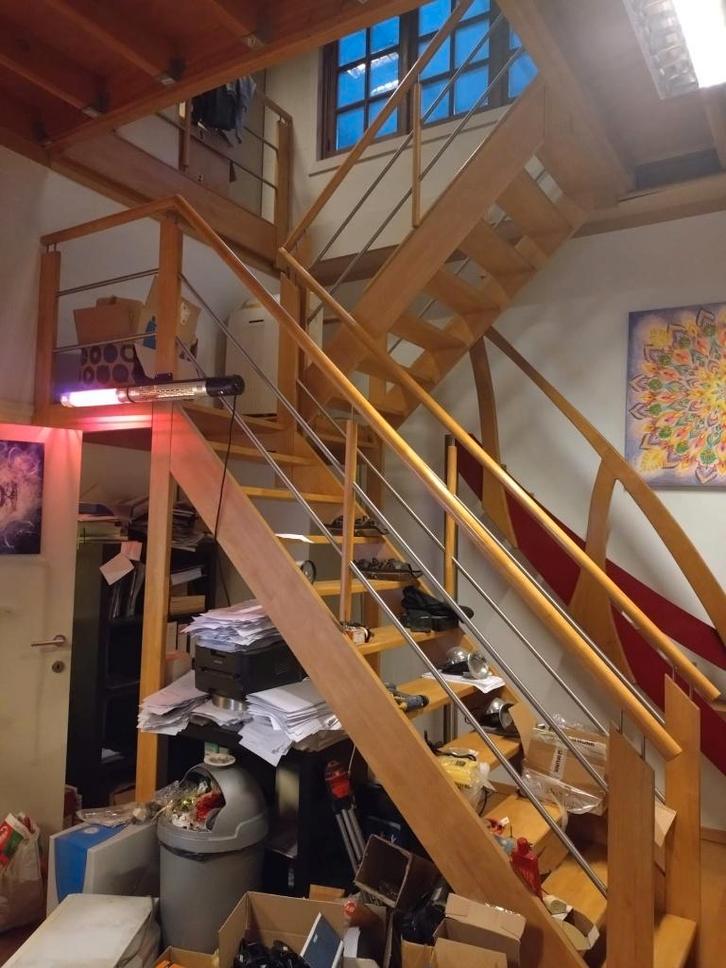 Massieve houten trap met balustrade, Bricolage & Construction, Échelles & Escaliers, Utilisé, Escalier, 2 à 4 mètres, Enlèvement