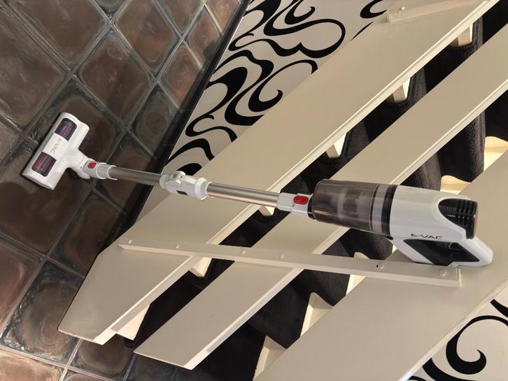E-VAC draadloze steelstofzuiger – licht, stil en handig!, Elektronische apparatuur, Stofzuigers, Zo goed als nieuw, Stofzuiger