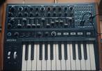 Arturia minibrute 2, Muziek en Instrumenten, Ophalen, Zo goed als nieuw