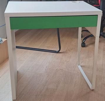 Bureau voor kinderen/ knutseltafel Ikea Micke 73x50 beschikbaar voor biedingen