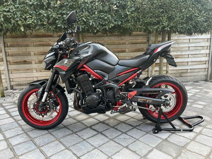 kawasaki z900 **10/2021** 35kw**performance**AKRAPOVIC**, Motos, Motos | Kawasaki, Entreprise, Naked bike, 12 à 35 kW, 4 cylindres