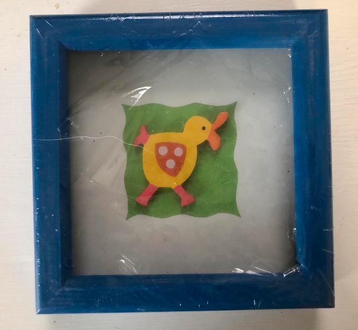 nieuwe houten kader met decoratie kip / kuiken, Kinderen en Baby's, Kinderkamer | Inrichting en Decoratie, Nieuw, Wanddecoratie