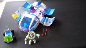 Buzz Lightyear Toy Story spaceship ruimteschip