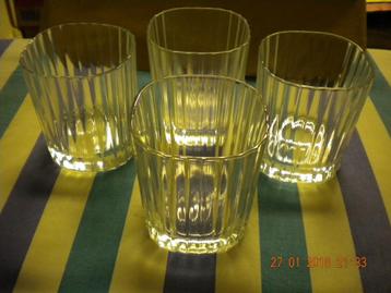 Whiskyglazen (4st. + 1st.) - Disaronnoglazen (6st.+ 1x2) beschikbaar voor biedingen