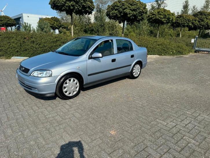 Opel Astra Comfort 16V avec 72 000 km, Autos, Opel, Particulier, Achat, Astra, Radio, Essence, Euro 4, Autre carrosserie, 4 portes