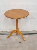 Table d'appoint ronde, Enlèvement