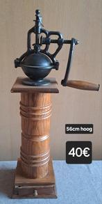 Vintage hoge koffiemolen, Antiek en Kunst, Ophalen of Verzenden