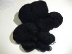 Restes de laine NOIR - 300 gr + ROUGE et ORANGE 230 gr, Laine ou Fils, Comme neuf, Enlèvement ou Envoi, Tricot ou Crochet