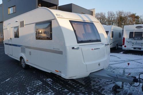 Prachtige 6pers.Adria met mover, voortent, stapelbed, 2p bed, Caravans en Kamperen, Caravans, Bedrijf, tot en met 6, Treinzit