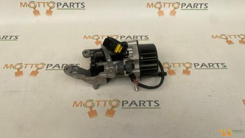 Mercedes originele waterpomp A0004302800 voor M256 motors, Auto-onderdelen, Motor en Toebehoren, Gebruikt, Ophalen of Verzenden