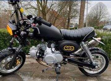 Monkey 50cc beschikbaar voor biedingen