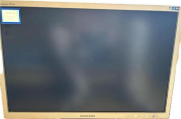 Ecran pc Samsung SyncMaster 225BW beschikbaar voor biedingen