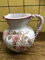 Antieke vaas in aardewerk, Ophalen