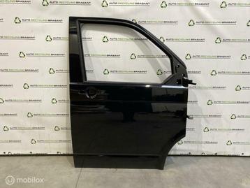 Portier Rechts Volkswagen Transporter T5 LZ9X  7LA831056C beschikbaar voor biedingen