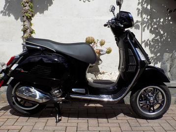 Vespa GTS 300 SUPER bj 2023  beschikbaar voor biedingen