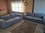 Le canapé gris 2  2,5 est à apporter gratuitement, Maison & Meubles, Canapés | Sofas & Chaises Longues, Enlèvement