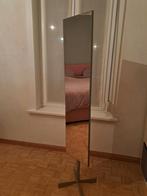 Staande spiegel, Ophalen