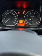 Bmw serie 1, Auto's, BMW, 1 Reeks, Zwart, Apple Carplay, 5 deurs