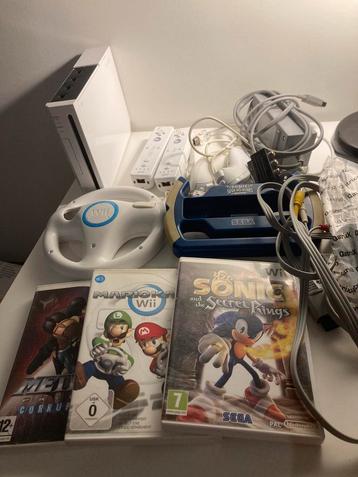 Wii console RVL-001 met 2 controllers, nunchuck en games 