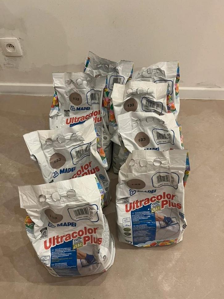 8 zakken voegsel Mapei zandkleur, Bricolage & Construction, Dalles & Carrelages, Neuf, Carrelage de sol, Autres matériaux, Enlèvement