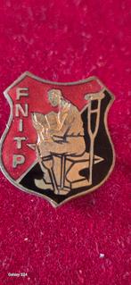 VINTAGE emaille opsteekpin FNITP +-1950, Verzamelen, Ophalen