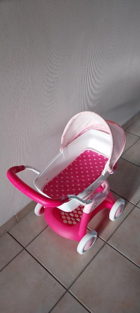 Roze poppenwagen Hello Kitty - Smoby, Kinderen en Baby's, Speelgoed | Poppen, Zo goed als nieuw, Babypop, Ophalen
