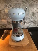 Cafetière Smeg bleu clair, Café moulu, 2 à 4 tasses, Comme neuf, Tuyau à Vapeur