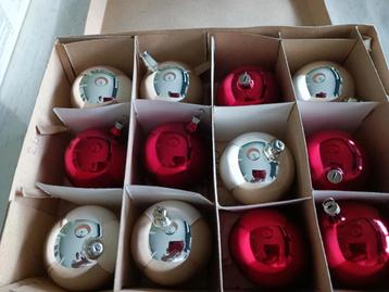 Oude glazen kerstballen/liefst alles samen  beschikbaar voor biedingen
