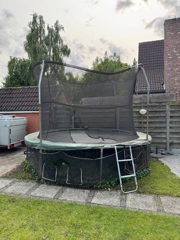 Trampoline 3,70m beschikbaar voor biedingen