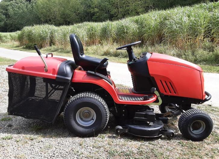 Tracteur tondeuse Snapper LT200RD en très bon état général, Tuin en Terras, Zitmaaiers, Gebruikt, Elektrische starter, Opvangbak