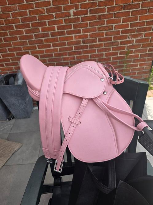 Zo goed als nieuw shet/pony zadeltje, Dieren en Toebehoren, Paarden en Pony's | Zadels, Zo goed als nieuw, Ophalen