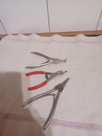 SET 3 verschillende  borgveertangen samen voor 15euro beschikbaar voor biedingen