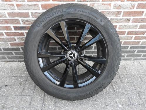 Mercedes Aluminium velgen met Winterbanden, Auto-onderdelen, Banden en Velgen, Velg(en), Winterbanden, 18 inch, 235 mm, Personenwagen