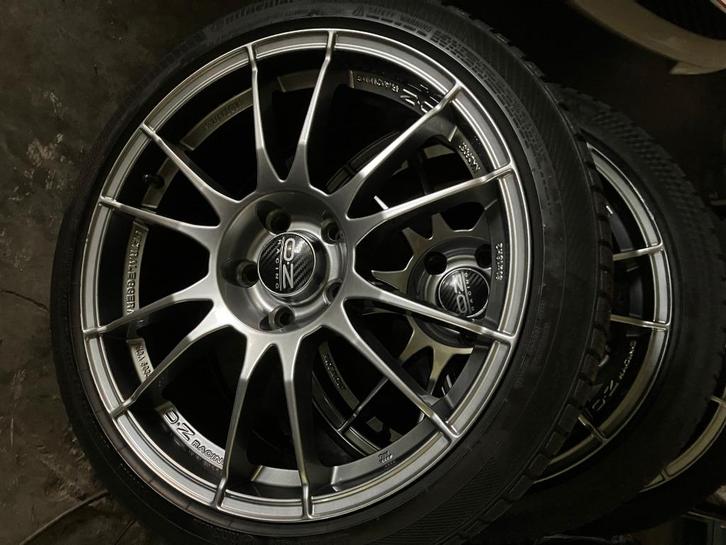 jantes oz ultraleggera 18, Auto-onderdelen, Banden en Velgen, Velg(en), Winterbanden, 18 inch, 225 mm, Gebruikt, Ophalen