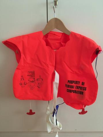 zwemvest beschikbaar voor biedingen