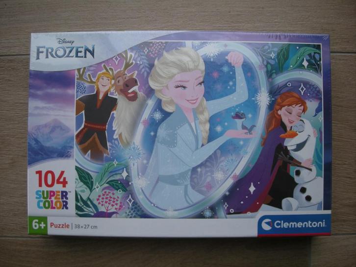 NIEUW - Frozen Legpuzzel 104 stukken Clementoni Super Color, Kinderen en Baby's, Speelgoed | Kinderpuzzels, Nieuw, 6 jaar of ouder